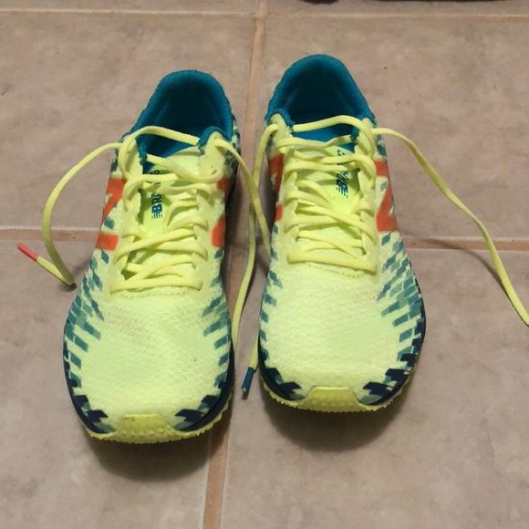 New Balance Track Spikes - Picture 2 of 3